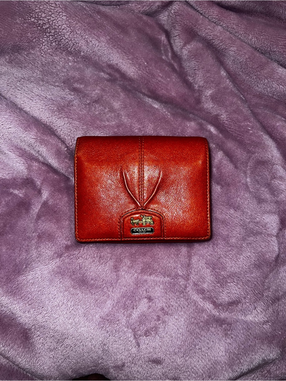 Vintage Coach loaded bi-fold wallet. 10 cc slots + zip pocket +7 slip pockets